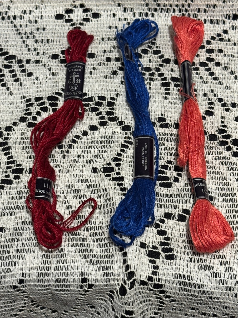 Multiple Embroidery Thread -Multicolor - Picture 5 of 16